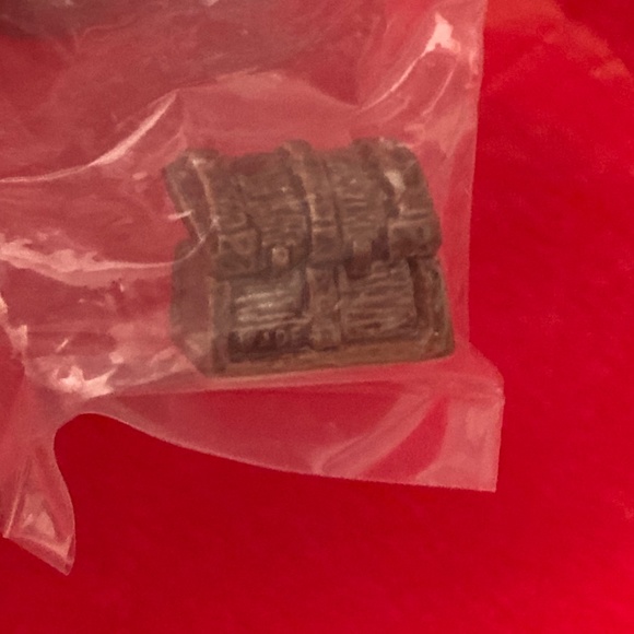 Lot: 8 Sealed Wade Porcelain Figurines – Nautical and American Heritage Series - Picture 9 of 13